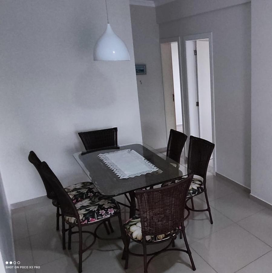 Apartamento 3 Quartos 8 Pessoas A 50 Mts Da Praia De Bombas, A 100M Da Passarela Do Ribeiro Bombinhas Exterior foto